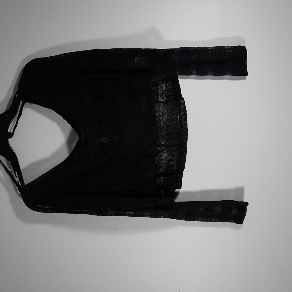 NWOT KALA BLACK LACE TOP SZ L